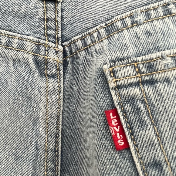 LEVIS 501 | Cut Off Distressed Denim Shorts - Picture 8 of 8